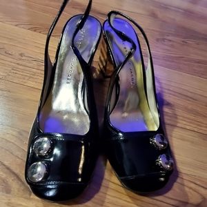 Vintage Marc Jacobs Black and Gold Heels